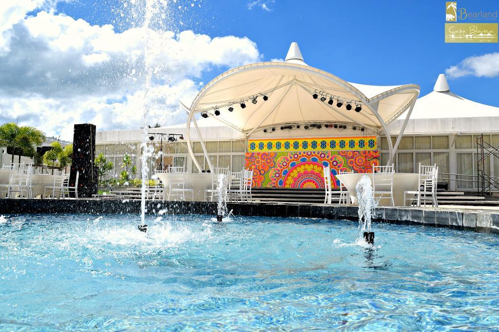 Bearland Paradise Resort Tigbauan Exteriör bild